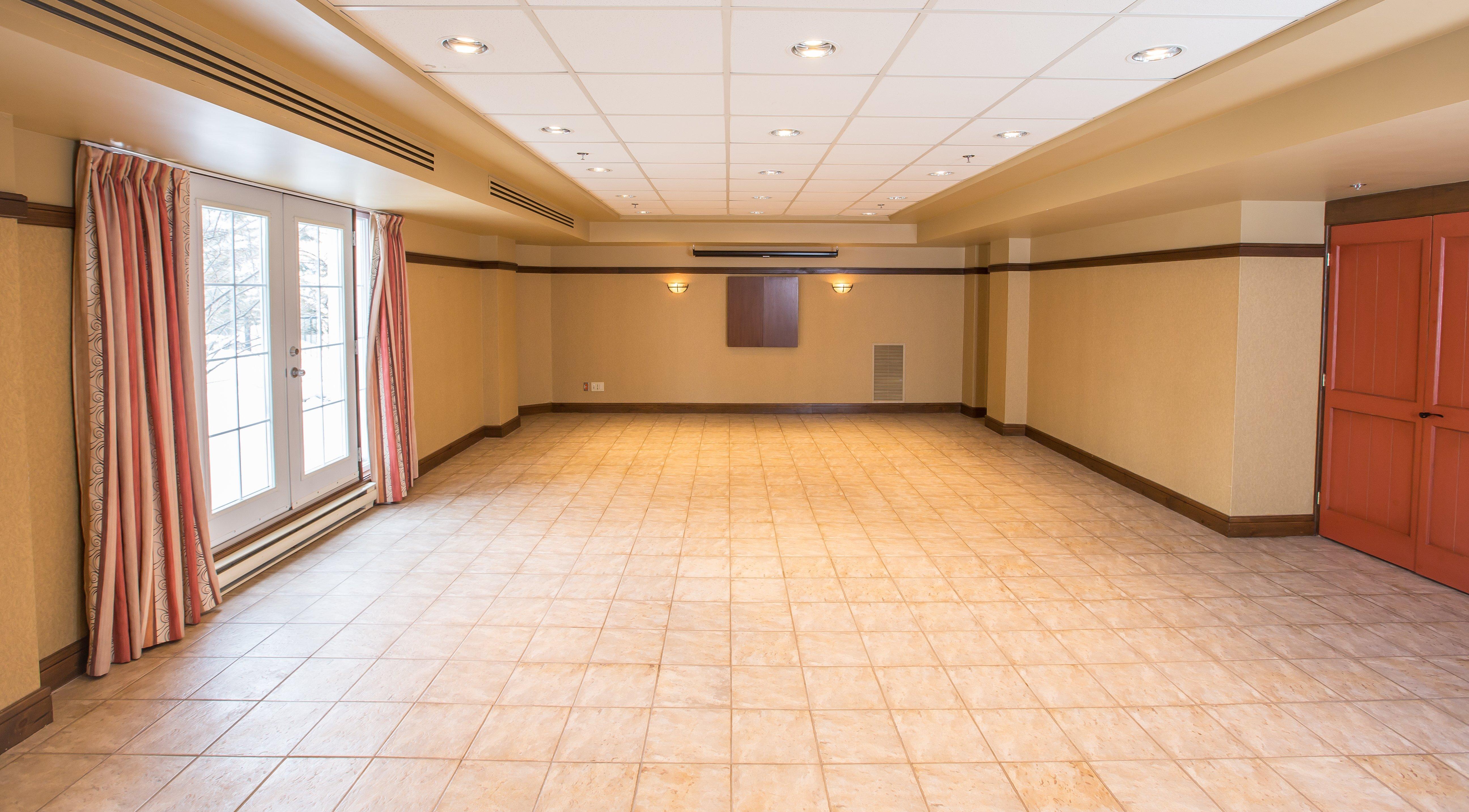 Holiday Inn Express & Suites Tremblant By Ihg Mont-Tremblant Zewnętrze zdjęcie