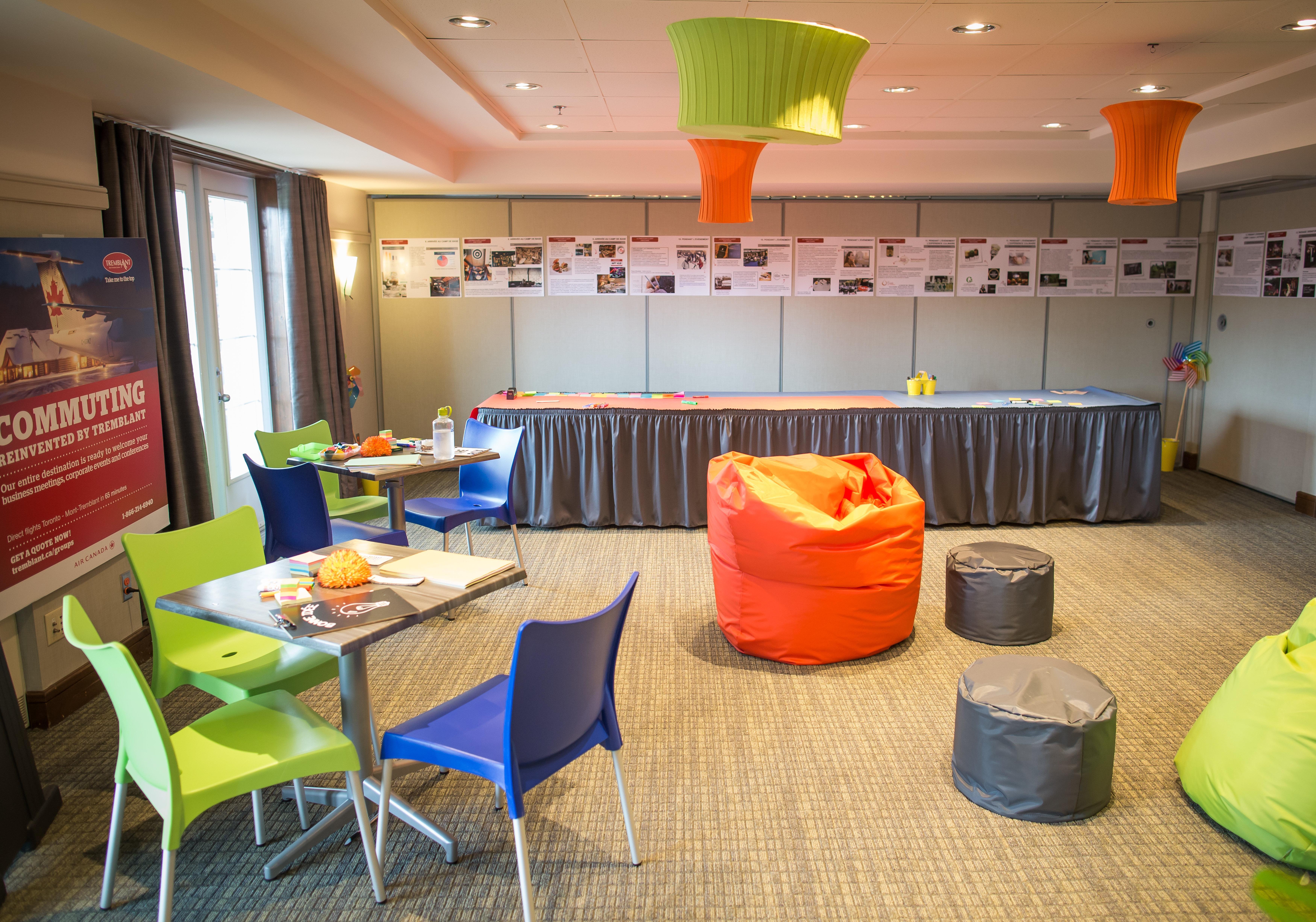 Holiday Inn Express & Suites Tremblant By Ihg Mont-Tremblant Zewnętrze zdjęcie