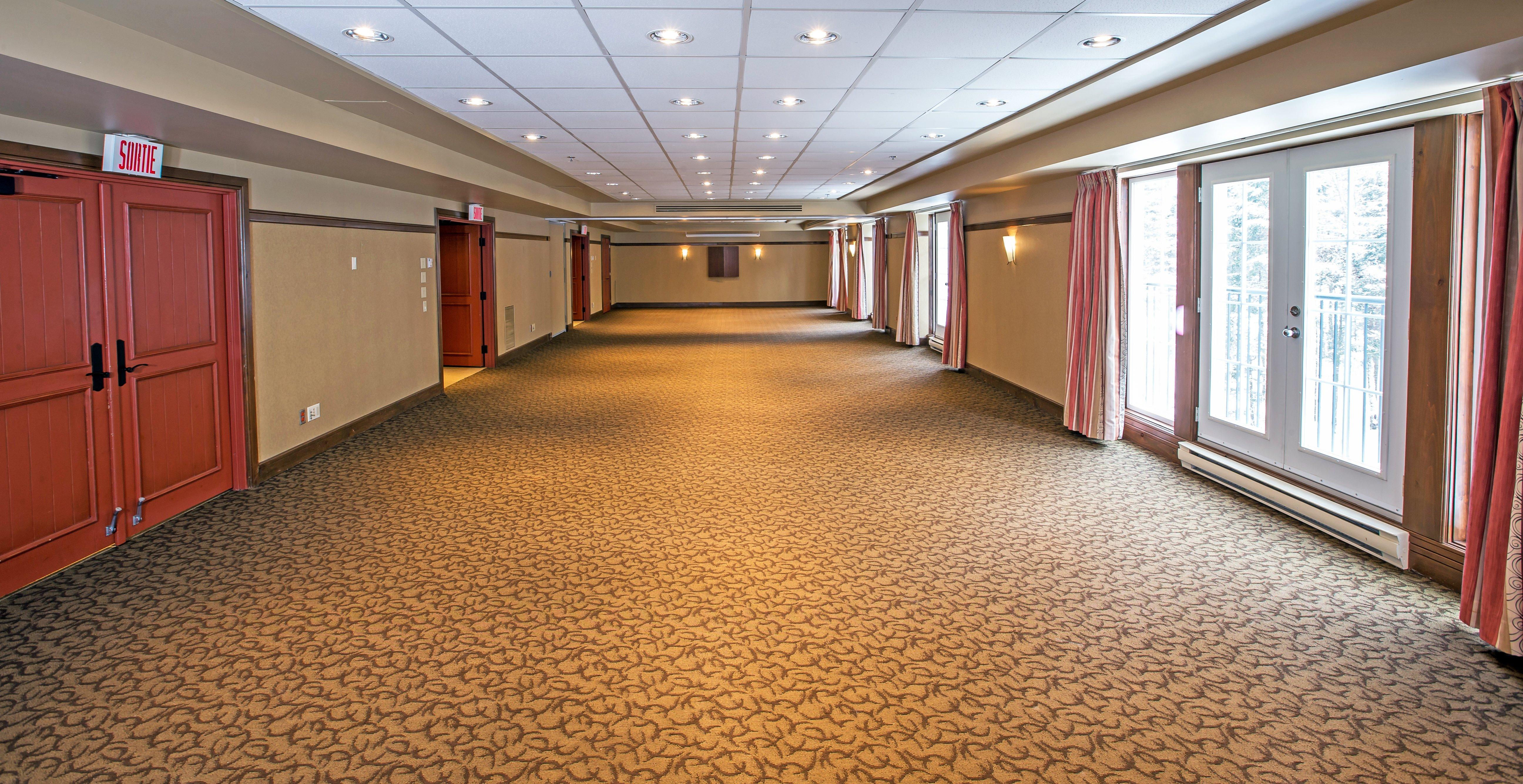 Holiday Inn Express & Suites Tremblant By Ihg Mont-Tremblant Zewnętrze zdjęcie