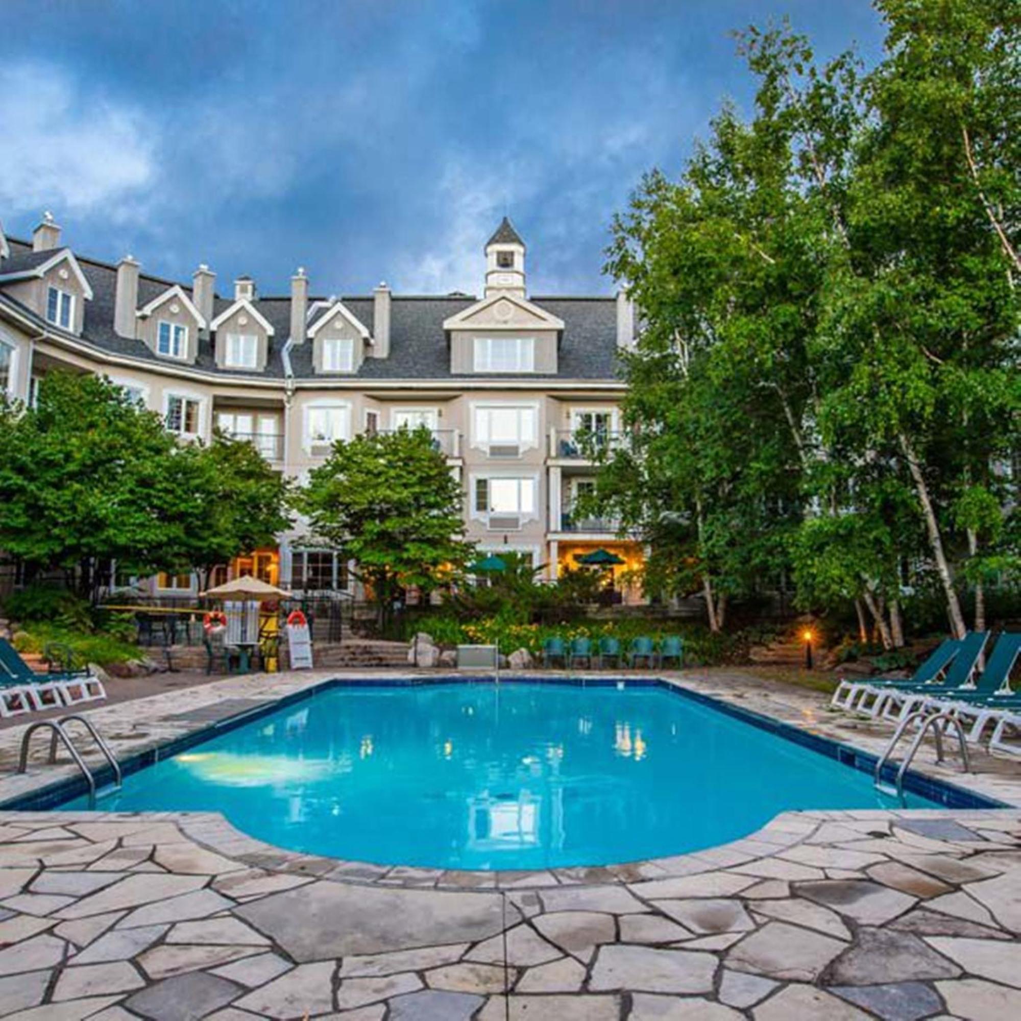 Holiday Inn Express & Suites Tremblant By Ihg Mont-Tremblant Zewnętrze zdjęcie