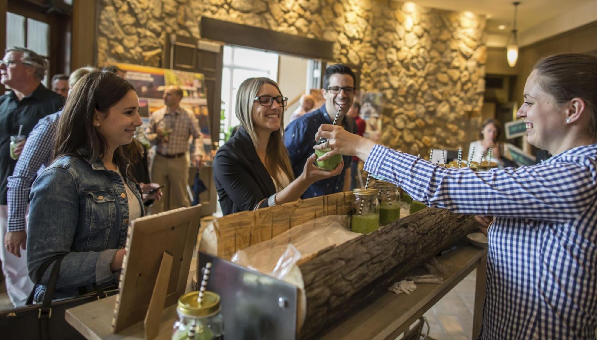 Holiday Inn Express & Suites Tremblant By Ihg Mont-Tremblant Zewnętrze zdjęcie
